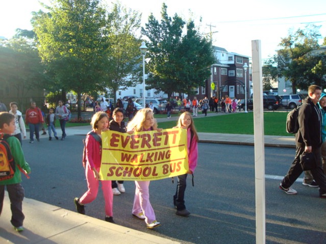 Walking School Bus 003